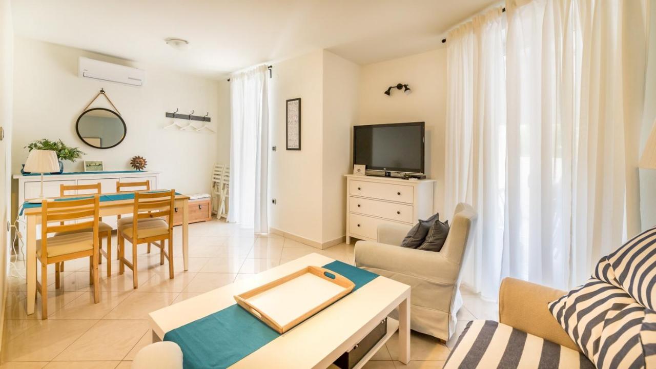 Apartment Rosmarino Baška Esterno foto