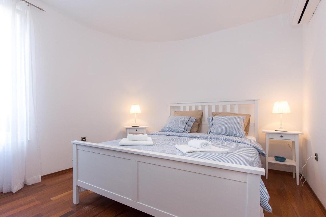 Apartment Rosmarino Baška Esterno foto