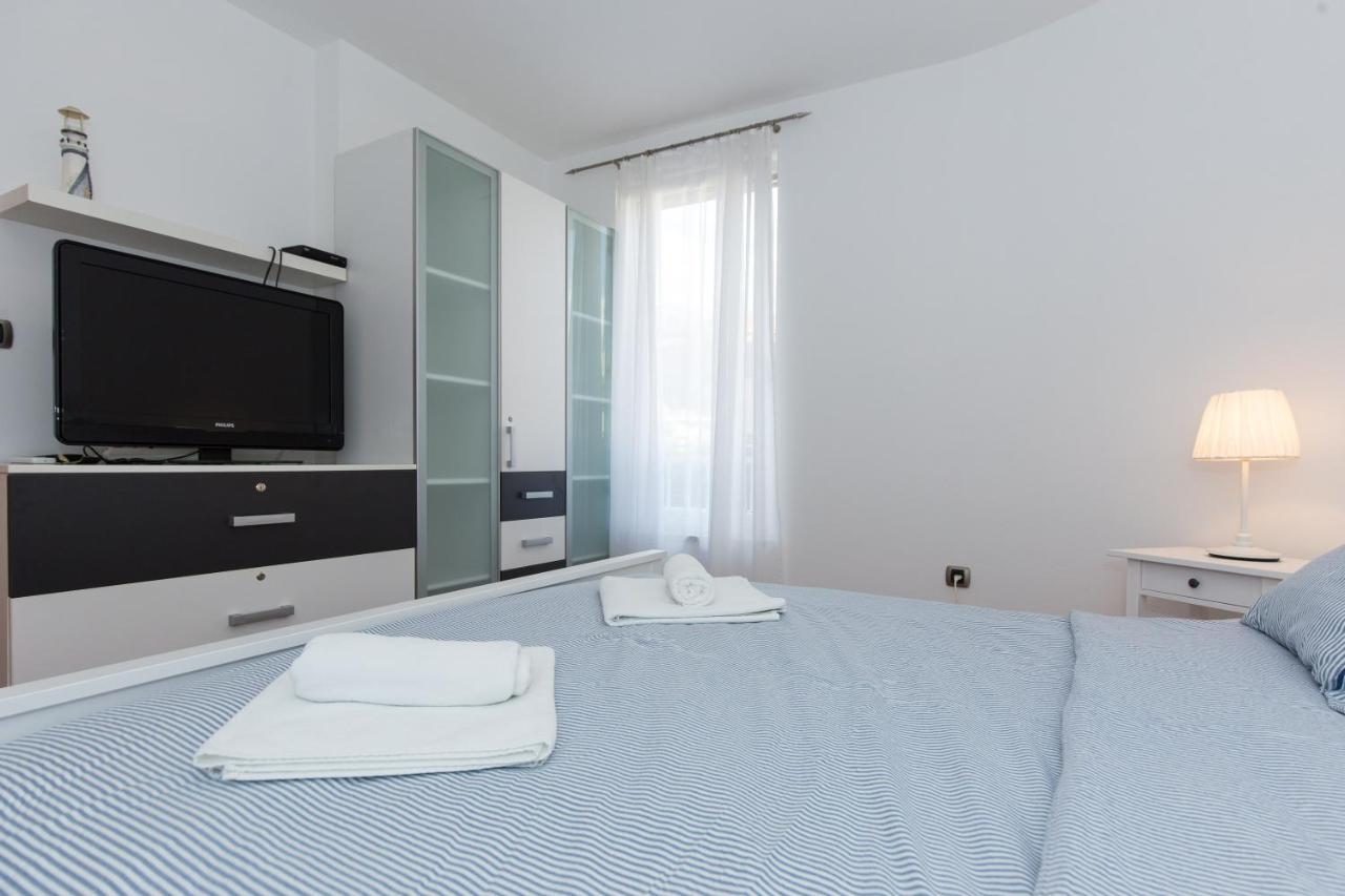 Apartment Rosmarino Baška Esterno foto